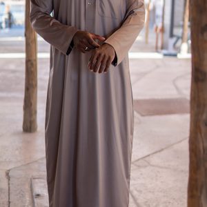 Qamis saoudien Al mashriq marron